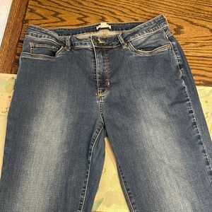 Croft and Barrow Capri Jeans. Size 14.